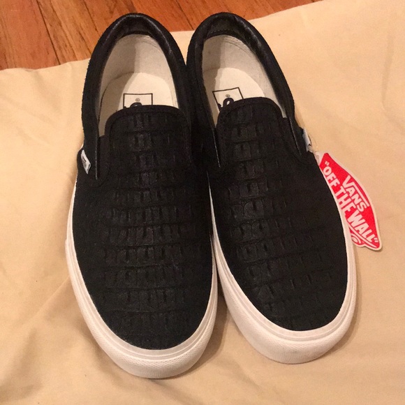 Vans Shoes - NEW Black Platform VANS Sz 9.5 Women